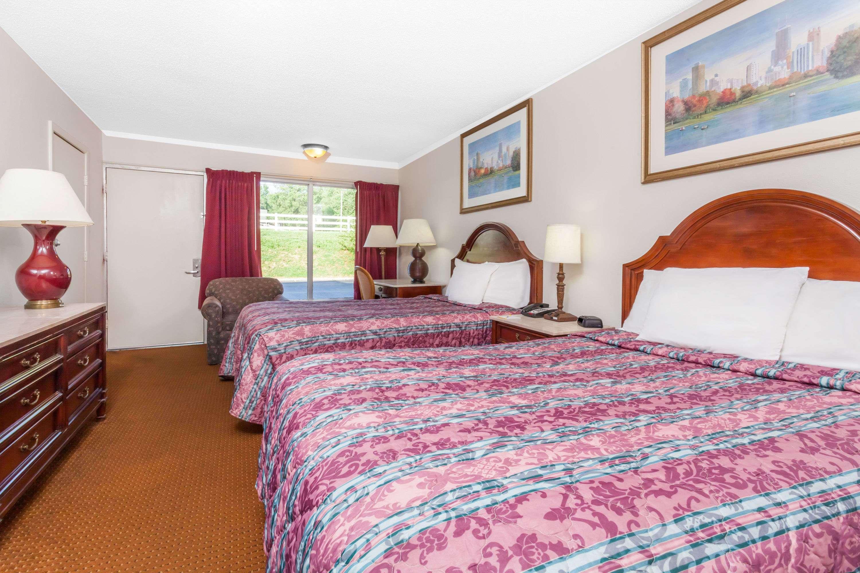 Rodeway Inn Owensboro Kültér fotó